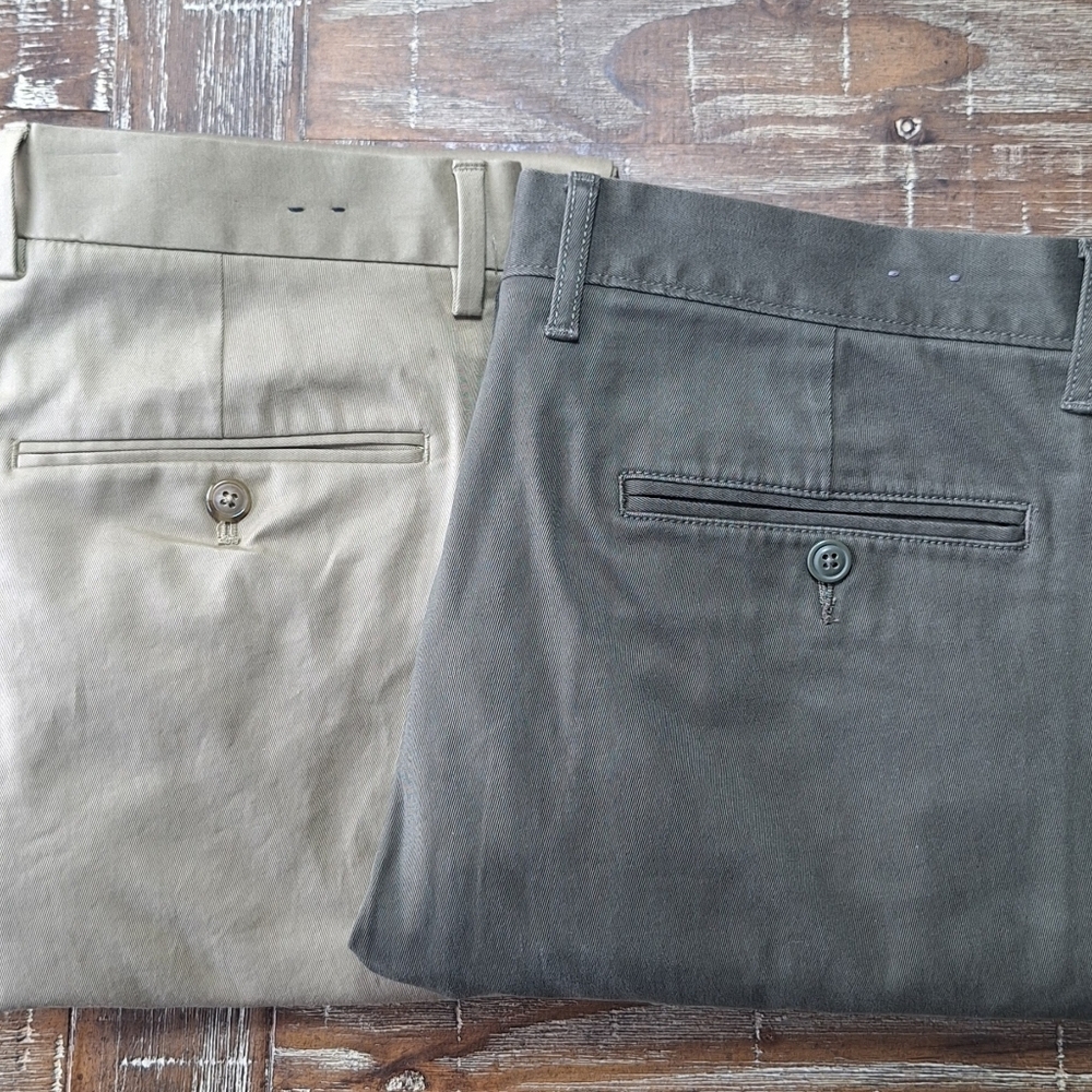 J. Crew Mens (Lot Of 2) Chino Pants (32x30 Tag)‎ Actual Size 34x29 Green & Beige